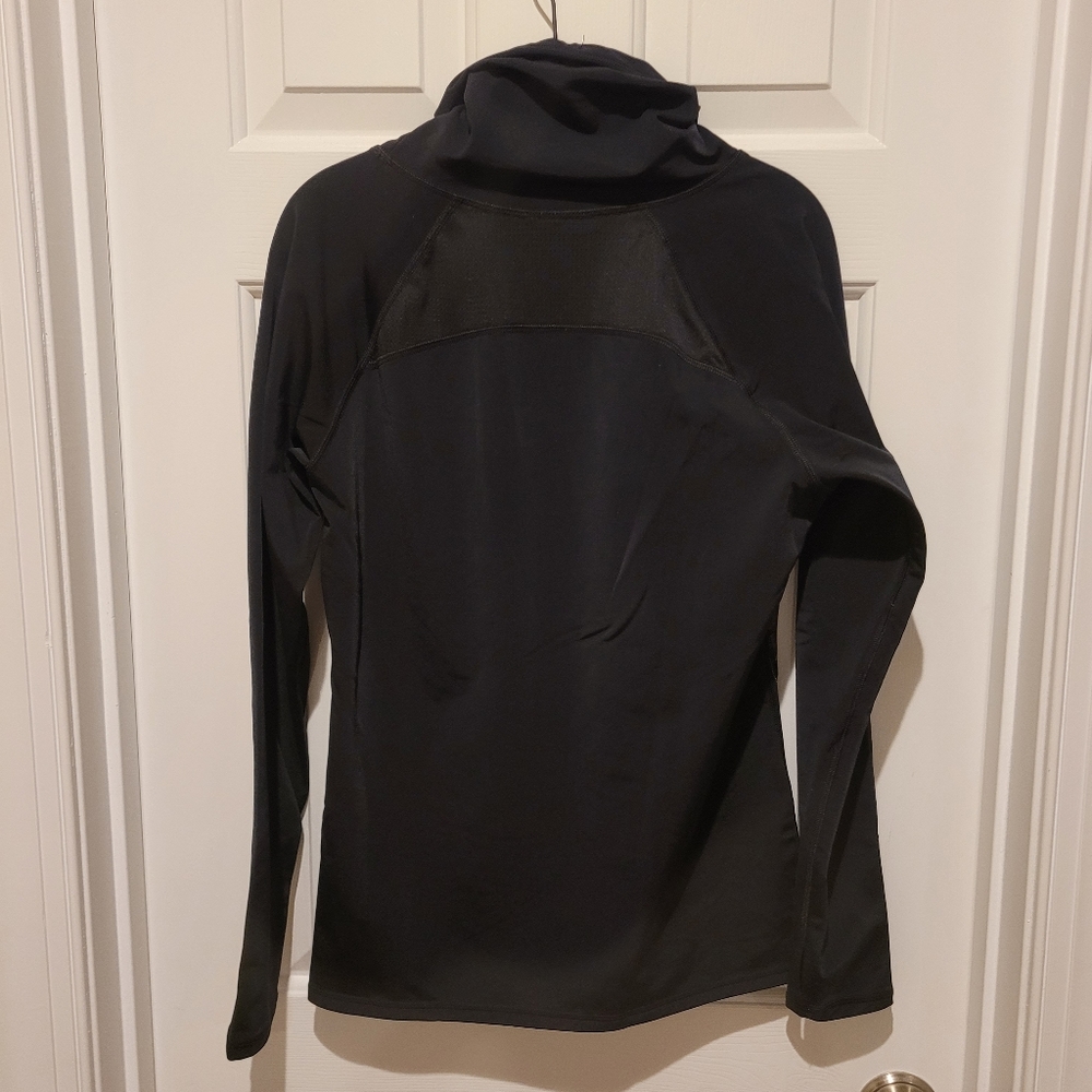 Champion Winter Wear Athletic Top - Picture 2 of 5